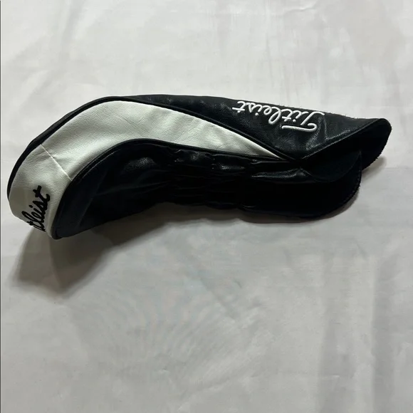 Titleist TSi golf head cover - Picture 2 of 4
